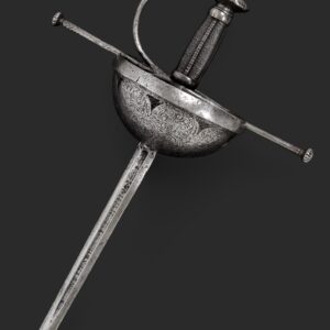 Espada ropera con guarnición de taza. España, siglo XVII.