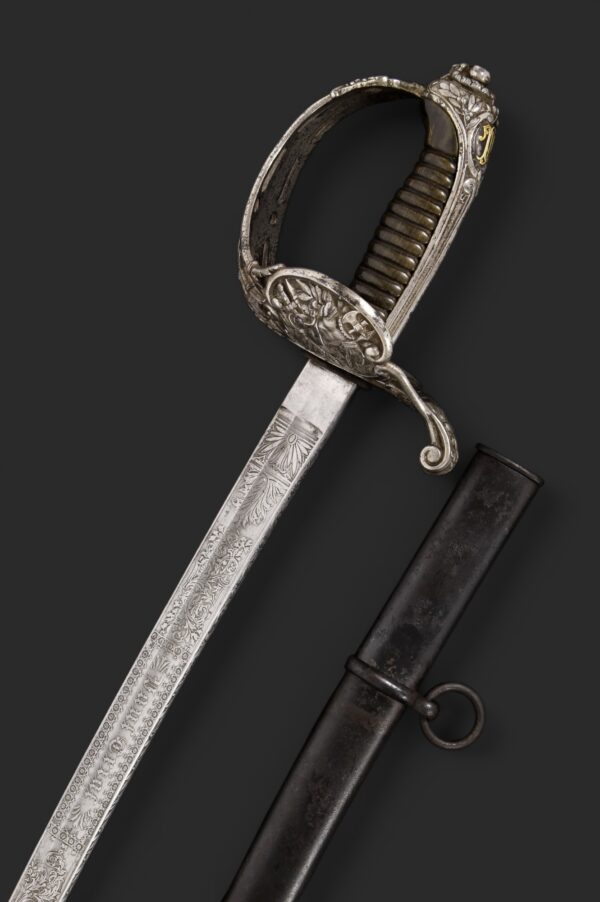 Sable a capricho para oficial de Caballería, inscripción Toledo. Francia, 1884. - Imagen 2