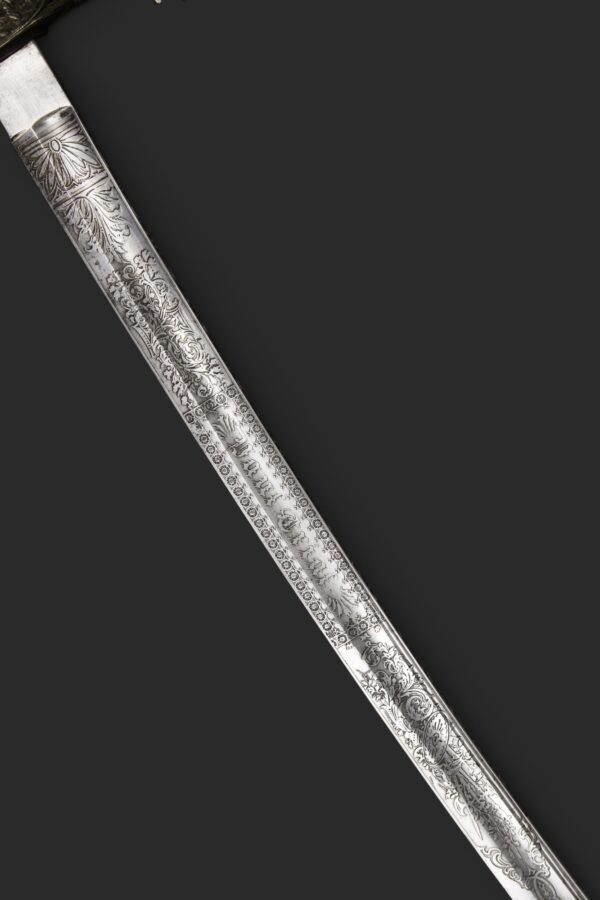 Sable a capricho para oficial de Caballería, inscripción Toledo. Francia, 1884. - Imagen 3