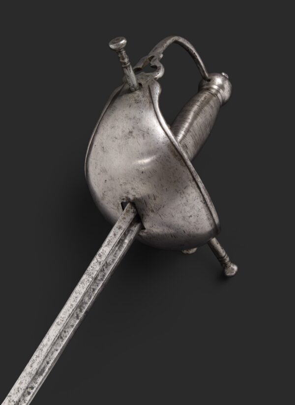 Espada con guarnición de “Barquilla”. España, hacia 1760. - Imagen 2