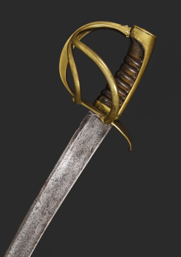 Sable de Oficial de Caballería "LLIURA". España, Toledo, hacia 1808.
