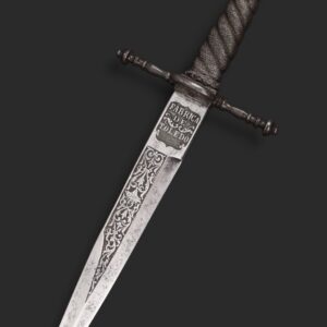 Daga de mano izquierda estilo s. XVII. Toledo, 2ª mitad siglo XIX.